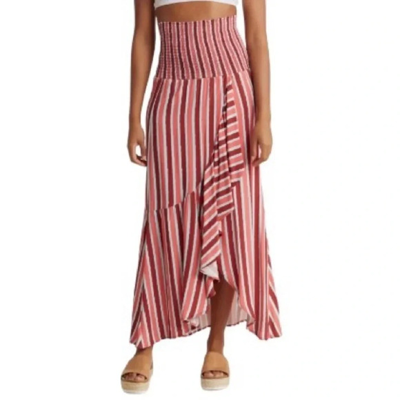 Maaji Cherry Femina Skirt - Picture 1 of 9